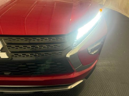 Used 2022 Mitsubishi Eclipse Cross SE image 5