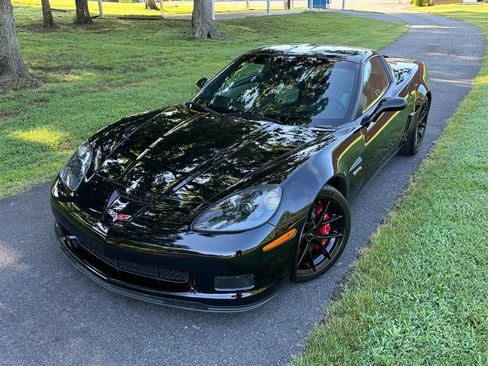 Used 2008 Chevrolet Corvette Z06 w/ Preferred Equipment Group RWD image 6