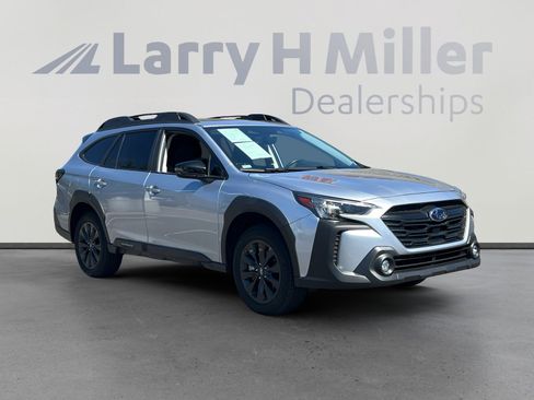 Used 2025 Subaru Outback Onyx Edition AWD/4WD image 7