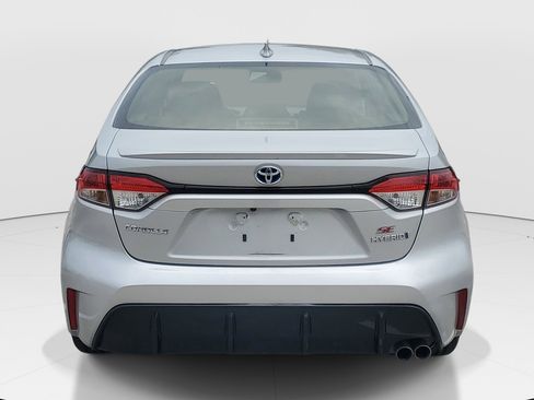 Certified 2024 Toyota Corolla SE FWD image 4