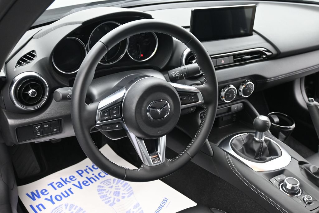 Used 2026 MAZDA MX-5 Miata RF Grand Touring RWD image 15
