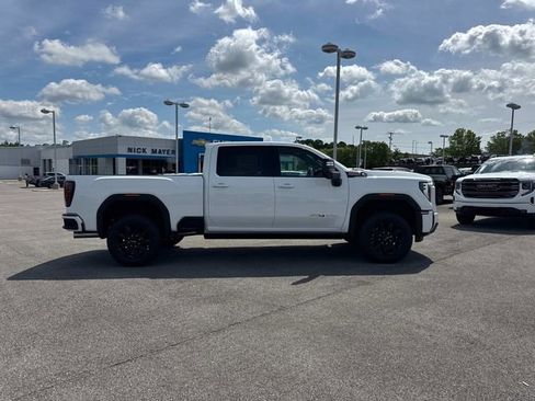 New 2026 GMC Sierra 2500 AT4 w/ AT4 Premium Plus Package AWD/4WD image 3
