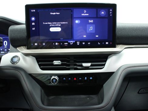 New 2026 Ford Explorer Active w/ Active Comfort Package image 24