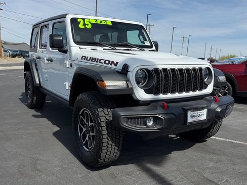 Used 2025 Jeep Wrangler Rubicon AWD/4WD image 1