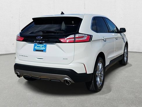 Used 2022 Ford Edge Titanium image 5