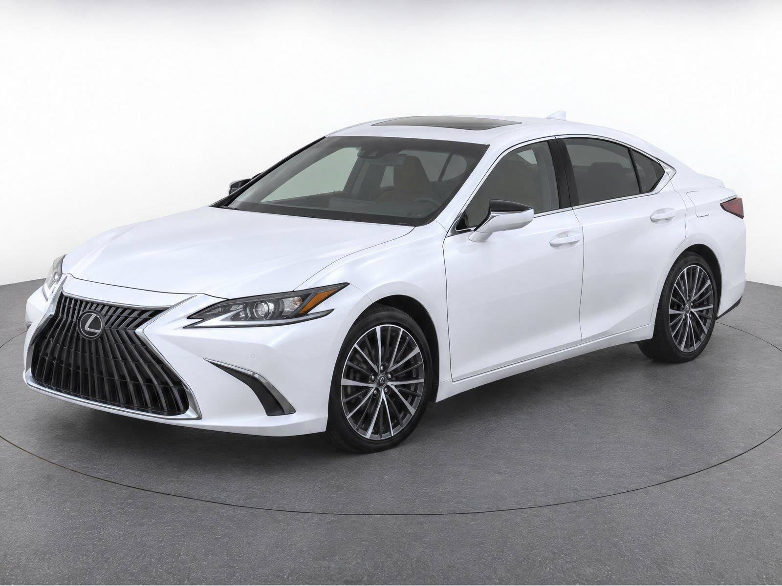 Used 2024 Lexus ES 350 w/ Premium Package FWD image 2