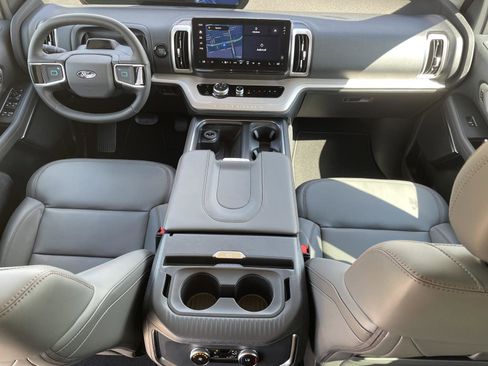 New 2025 Ford Expedition Max Active image 30