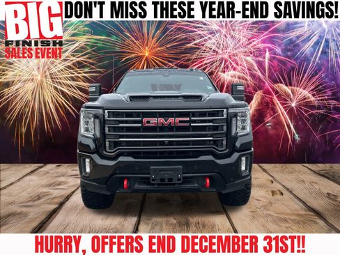 Used 2020 GMC Sierra 2500 AT4 w/ AT4 Premium Package image 2