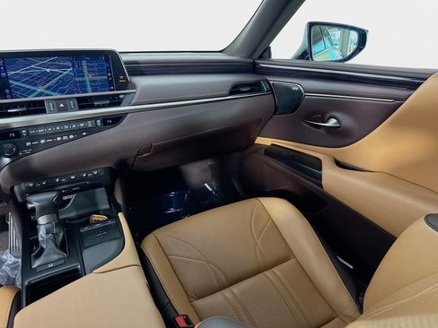 Used 2019 Lexus ES 350 Ultra Luxury image 27