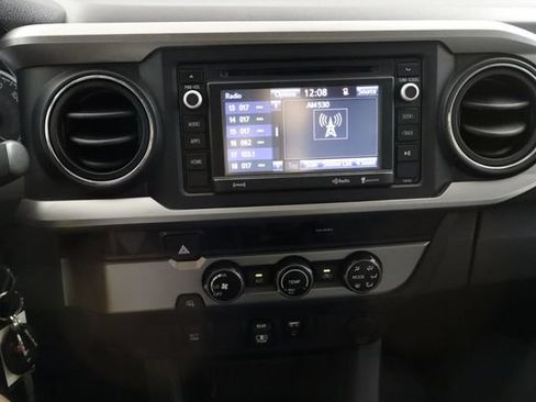 Used 2018 Toyota Tacoma SR5 RWD image 24