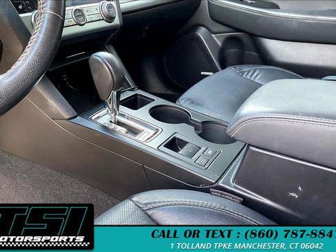 Used 2017 Subaru Outback 2.5i Limited AWD/4WD image 13