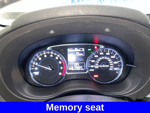Used 2018 Subaru Forester 2.5i Touring AWD/4WD image 19