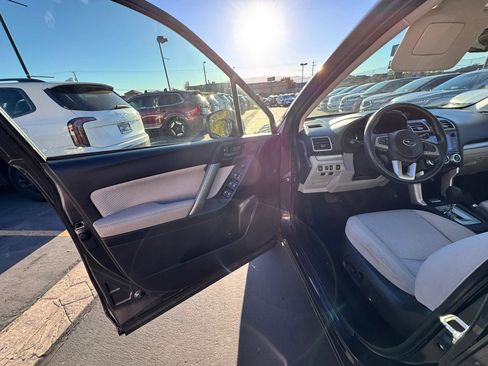 Used 2018 Subaru Forester 2.5i Premium image 10