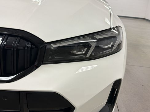 New 2026 BMW 330i Sedan w/ M Sport Package RWD image 10