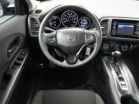 Certified 2021 Honda HR-V LX image 12