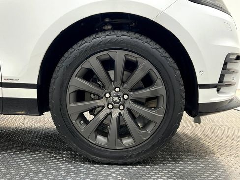 Used 2018 Land Rover Range Rover Velar R-Dynamic SE AWD/4WD image 38