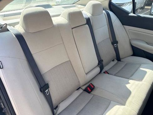 Certified 2025 Nissan Altima 2.5 SV FWD image 19