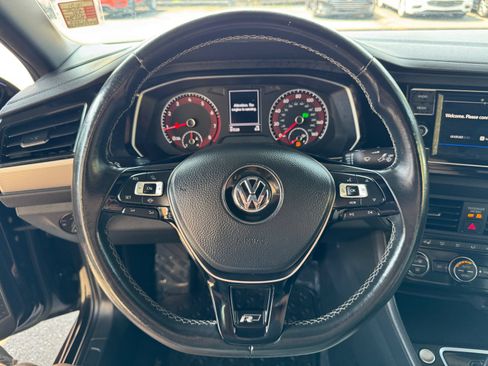 Used 2020 Volkswagen Jetta R-Line w/ R-Line Cold Weather Package FWD image 29