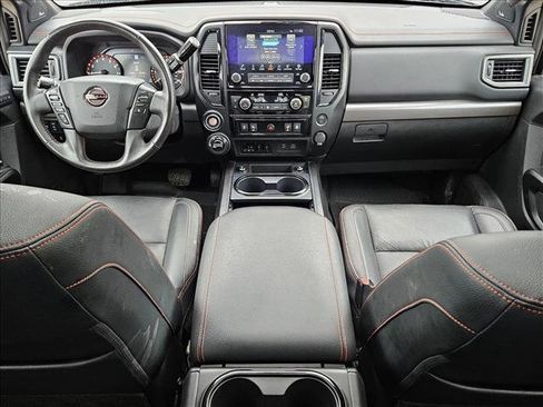 Used 2024 Nissan Titan PRO-4X w/ Pro-4x Convenience Package image 19