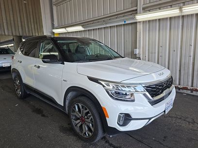 Used 2023 Kia Seltos SX