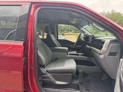 Used 2025 Ford F250 XLT w/ FX4 Off-Road Package AWD/4WD image 12