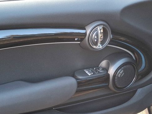 Used 2024 MINI Cooper SE image 9