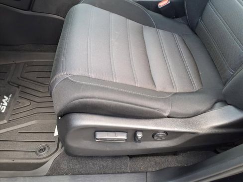Used 2021 Honda CR-V EX image 17