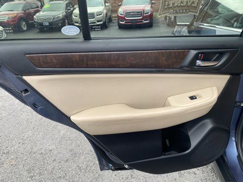 Used 2016 Subaru Outback 2.5i Limited image 20