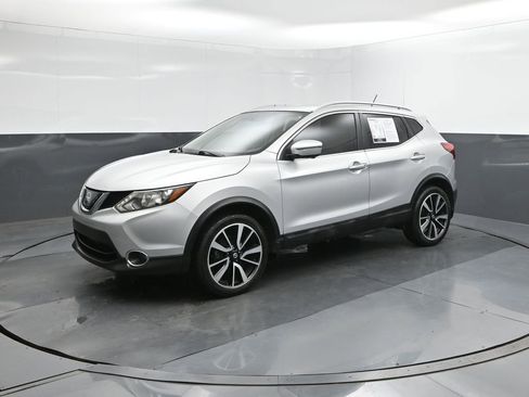 Used 2018 Nissan Rogue Sport SL AWD/4WD image 1
