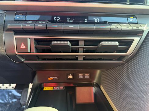 Used 2026 Toyota Camry SE FWD image 22