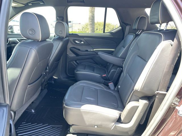 Used 2023 Chevrolet Traverse Premier FWD image 25