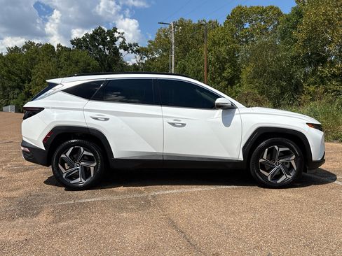Used 2022 Hyundai Tucson Limited AWD/4WD image 3