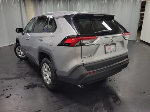 Used 2023 Toyota RAV4 LE AWD/4WD image 6