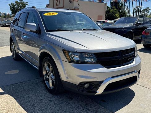 Used 2016 Dodge Journey Crossroad image 3