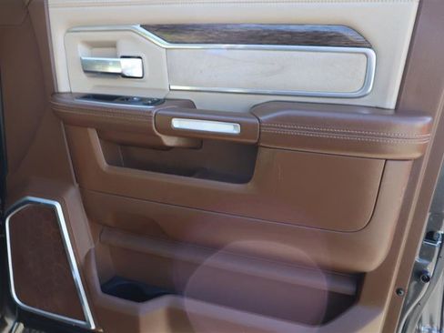Used 2019 RAM 3500 Laramie image 9