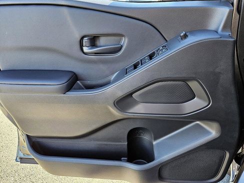 New 2026 Nissan Frontier SV image 29