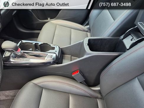 Used 2025 Chevrolet Trax RS w/ Driver Confidence Package FWD image 23