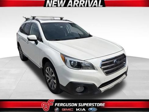 Used 2017 Subaru Outback 3.6R Touring w/ Popular Package #5A AWD/4WD image 1