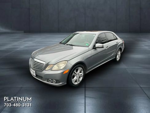 Used 2010 Mercedes-Benz E 350 4MATIC Sedan image 7