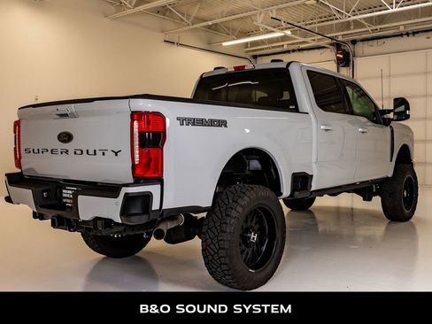 Used 2026 Ford F250 Lariat w/ Tremor Off-Road Package AWD/4WD image 9