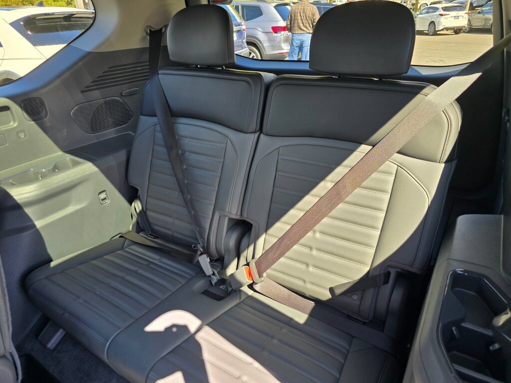 Certified 2024 Kia EV9 Land AWD/4WD image 27