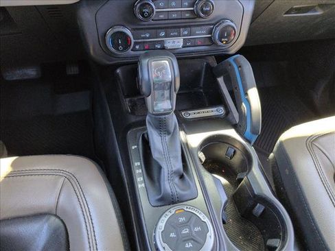 Used 2022 Ford Bronco Wildtrak AWD/4WD image 12