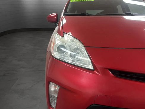 Used 2014 Toyota Prius Two FWD image 29