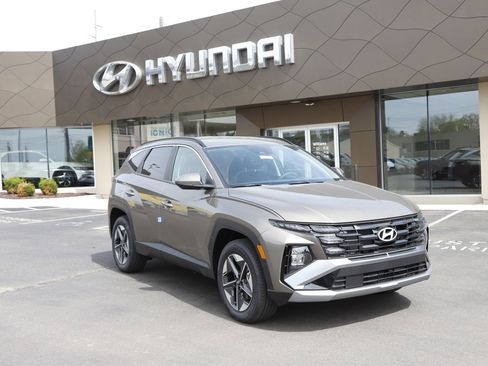 New 2026 Hyundai Tucson SEL w/ Tow & Go Package AWD/4WD image 1