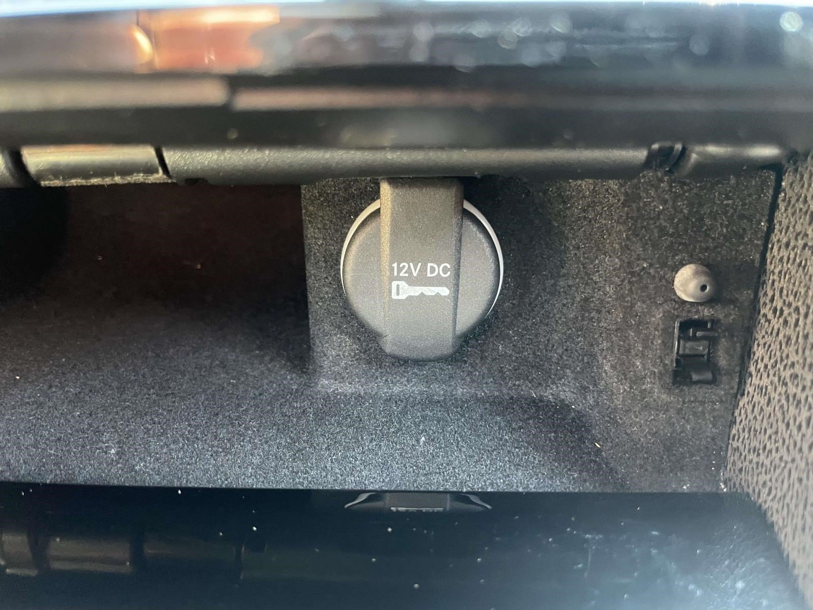 Used 2022 Chrysler 300 S RWD image 27