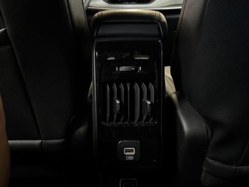 Used 2025 Jeep Compass Limited AWD/4WD image 13