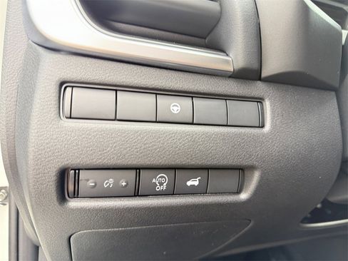 New 2026 Nissan Rogue SV w/ SV Premium Package image 31