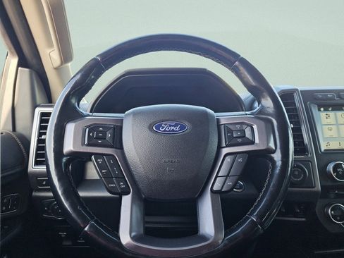 Used 2018 Ford Expedition Max Platinum AWD/4WD image 31