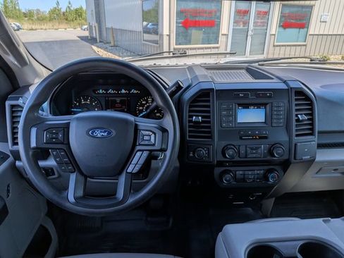 Used 2018 Ford F150 XL w/ Equipment Group 101A Mid AWD/4WD image 23