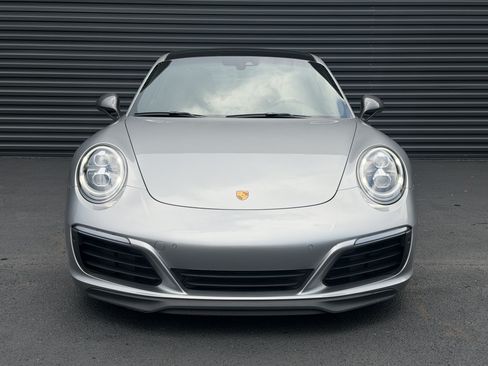 Certified 2018 Porsche 911 Carrera T RWD image 6